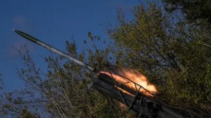 Новая российская РСЗО "Сарма" получила бронированную кабину Новая российская РСЗО "Сарма" получила бронированную кабину