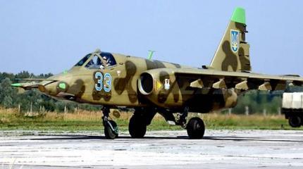 Украинский Су-25 рухнул в Запорожье Украинский Су-25 рухнул в Запорожье