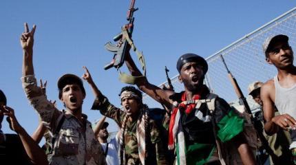 В Ливии начался военный конфликт из-за обезьяны В Ливии начался военный конфликт из-за обезьяны