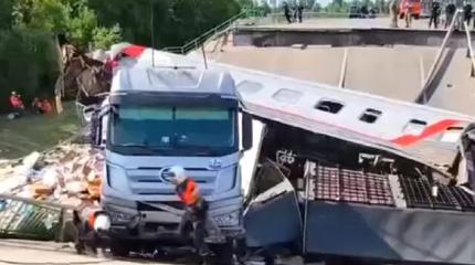 «Рельсовая война» ВСУ: в РФ назвали причину атак на ж/д инфраструктуру «Рельсовая война» ВСУ: в РФ назвали причину атак на ж/д инфраструктуру