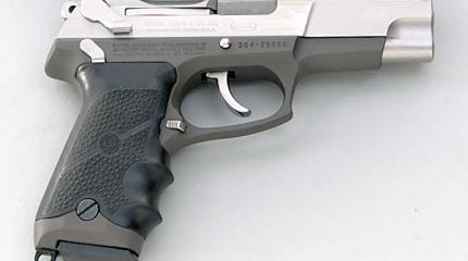 Пистолет Ruger P89