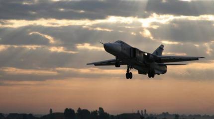 Су-24М ЦВО приземлились в абсолютной темноте, используя «афганский» вариант захода на посадку Су-24М ЦВО приземлились в абсолютной темноте, используя «афганский» вариант захода на посадку
