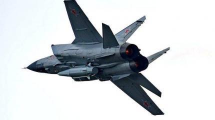 К ракетному барьеру: флотские МиГ-31 с «Кинжалами» закроют берега России