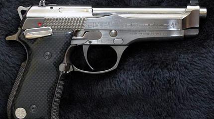 Коллекционный пистолет Beretta M92 Billennium выпущен ограниченной серией