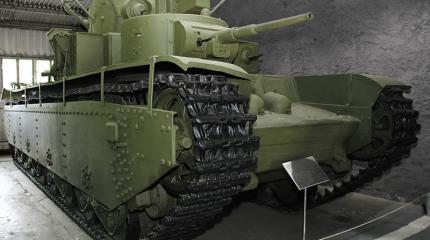 На Урале воссоздали легендарный танк Т-35 с пятью башнями На Урале воссоздали легендарный танк Т-35 с пятью башнями