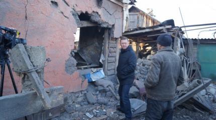 Последствия ночного обстрела Брянки Последствия ночного обстрела Брянки
