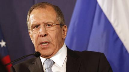 Лавров: Россия, в отличие от США, размещает оружие на своей территории Лавров: Россия, в отличие от США, размещает оружие на своей территории