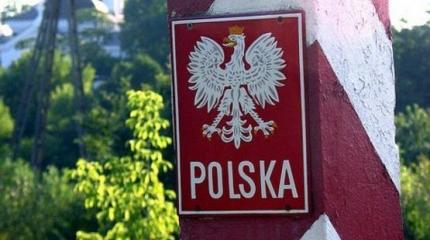 Польские военные поставят на границе с Россией шесть наблюдательных вышек Польские военные поставят на границе с Россией шесть наблюдательных вышек