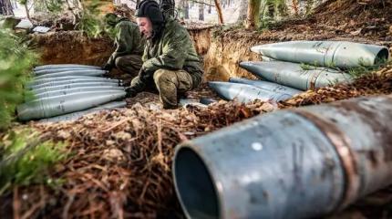 Диверсантки в Малиновке — ВСУ бросают в тыл российских войск женские ДРГ Диверсантки в Малиновке — ВСУ бросают в тыл российских войск женские ДРГ
