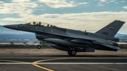 Пилоты ВВС Ирака начали осваивать истребители F-16