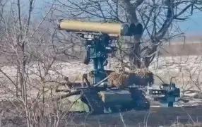 Беспилотный гусеничный "Варан" стал охотником за танками ВСУ