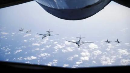 Бомбежки цели не достигли: США и Израиль вынуждены бросать в бой спецназ