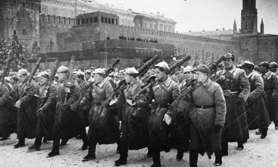 Парад 41-го…