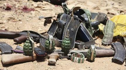 Тысячи боевиков сложили оружие в Вади-Барада Тысячи боевиков сложили оружие в Вади-Барада