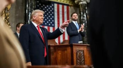 Протесты не помогли: сенат США утвердил права Трампа бомбить Иран