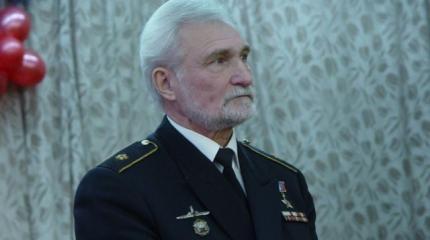 Хмыров: наши моряки умеют выполнять сверхсложные задачи лучше американцев Хмыров: наши моряки умеют выполнять сверхсложные задачи лучше американцев