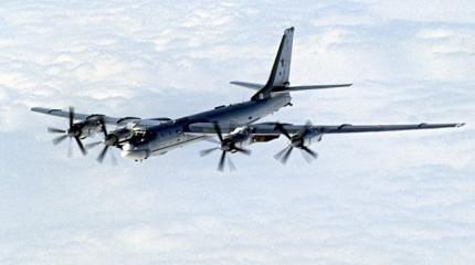 Россия демонстрирует свою военную мощь от Аляски до Японии Россия демонстрирует свою военную мощь от Аляски до Японии