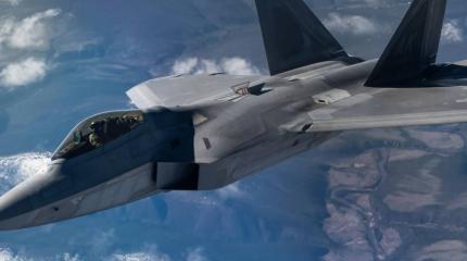 США перебросили в Эстонию истребители F-22 для «сдерживания» России