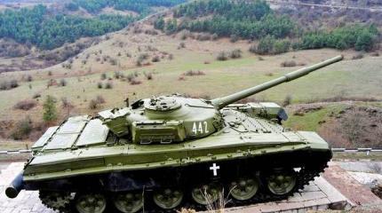 Кавказ готовит пушки к бою Кавказ готовит пушки к бою