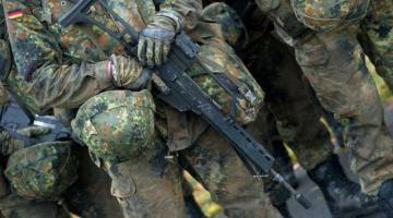 Вооруженные силы Германии недосчитались 75 единиц огнестрельного оружия