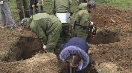 Разрытые могилы: кто в Европе зарабатывает на прахе советских солдат Разрытые могилы: кто в Европе зарабатывает на прахе советских солдат