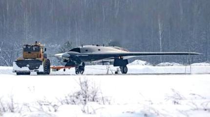 БПЛА «Охотник»: маневренность принесли в жертву малозаметности