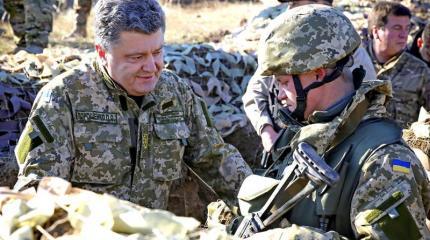 По указанию США Киев готовит большой котёл