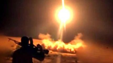 Йеменцы снесли саудовскую базу гигантской ракетой Йеменцы снесли саудовскую базу гигантской ракетой
