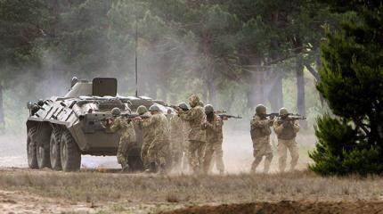 Украинская армия готовится к новому «котлу» в Донбассе Украинская армия готовится к новому «котлу» в Донбассе