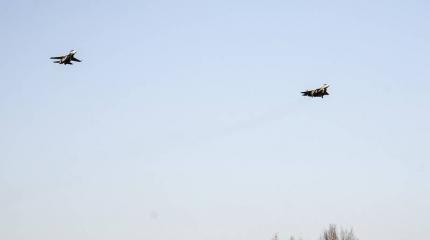 Один из трех новейших ПАК ФА вышел на летные испытания Один из трех новейших ПАК ФА вышел на летные испытания