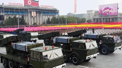 Парадный выход Пхеньяна Парадный выход Пхеньяна
