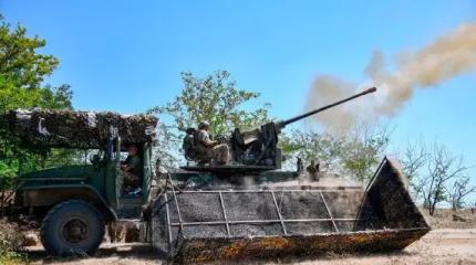 Самоходку с 57-мм пушкой снабдили сворачиваемым на бок "мангалом"