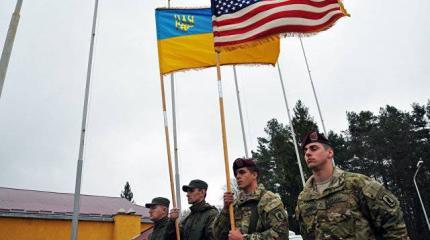 Американцы в Крыму: Украину готовят к наступлению на Донбасс