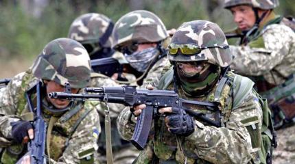 Американские инструкторы запутают украинских военных Американские инструкторы запутают украинских военных