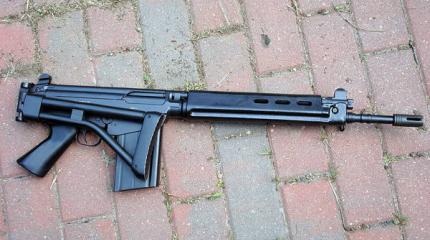 Бельгийская штурмовая винтовка FN FAL