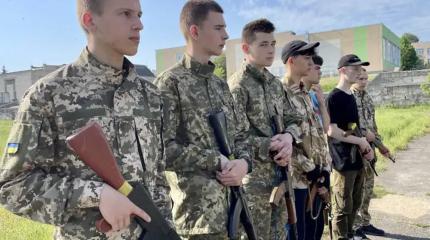 Зеленский бросит молодёжь на новую линию обороны
