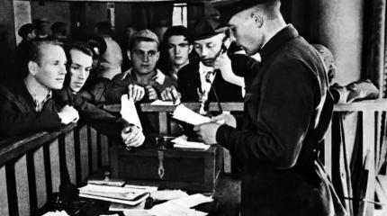 Летом 1941 года в действующую армию рвались сотни тысяч