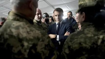 Макрону грезится Аустерлиц, но он гарантированно получит Березину