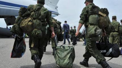 Родители солдат по всей России получают письма об «отправке в Луганск» Родители солдат по всей России получают письма об «отправке в Луганск»