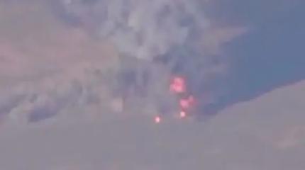 Появилось видео мощной детонации боекомплекта САУ "Богдана" Появилось видео мощной детонации боекомплекта САУ "Богдана"