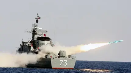 Война на море: ВМС Ирана загнали британский эсминец в оперативную ловушку Война на море: ВМС Ирана загнали британский эсминец в оперативную ловушку