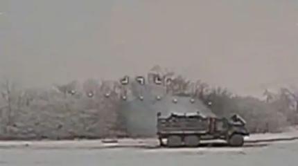 Удар беспилотника проделал внушительную дыру в капоте украинского ЗИЛ-131