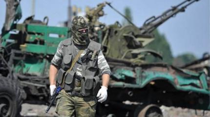 Очевидцы сообщили о боях под Донецком Очевидцы сообщили о боях под Донецком