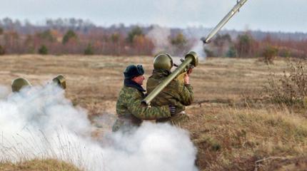 Поляки не придумали свое оружие и клонировали российский ПЗРК "Игла" Поляки не придумали свое оружие и клонировали российский ПЗРК "Игла"
