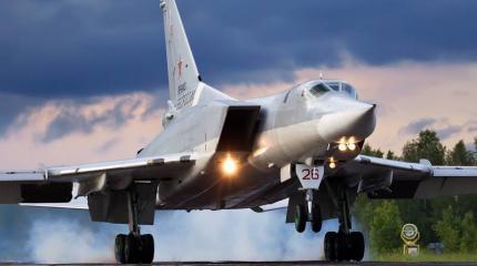 Фото военной техники: Ту-22М Фото военной техники: Ту-22М