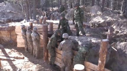 НАТО окапывается: у границы с Россией в Эстонии роют окопы и блиндажи НАТО окапывается: у границы с Россией в Эстонии роют окопы и блиндажи