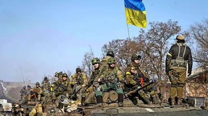 Украинцы требуют от Киева объявить войну России Украинцы требуют от Киева объявить войну России