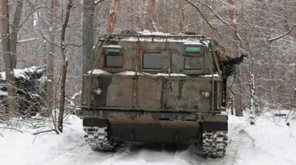 Редкий в ВСУ МТ-Т "Эней" стал выглядеть как машина в стиле постапокалипсиса