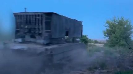 Новейшая версия ТОС-1А "Солнцепек" на шасси Т-80 впервые замечена на СВО