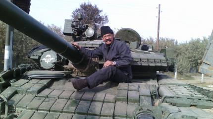 Волонтер АТО надерзил Порошенко, заступившись за старого прапорщика Волонтер АТО надерзил Порошенко, заступившись за старого прапорщика